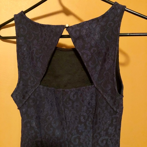 Midi dress - Picture 3 of 5